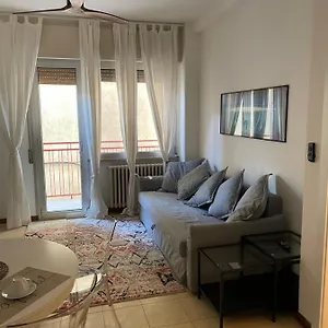 Viale Pascoli Due Appartamento